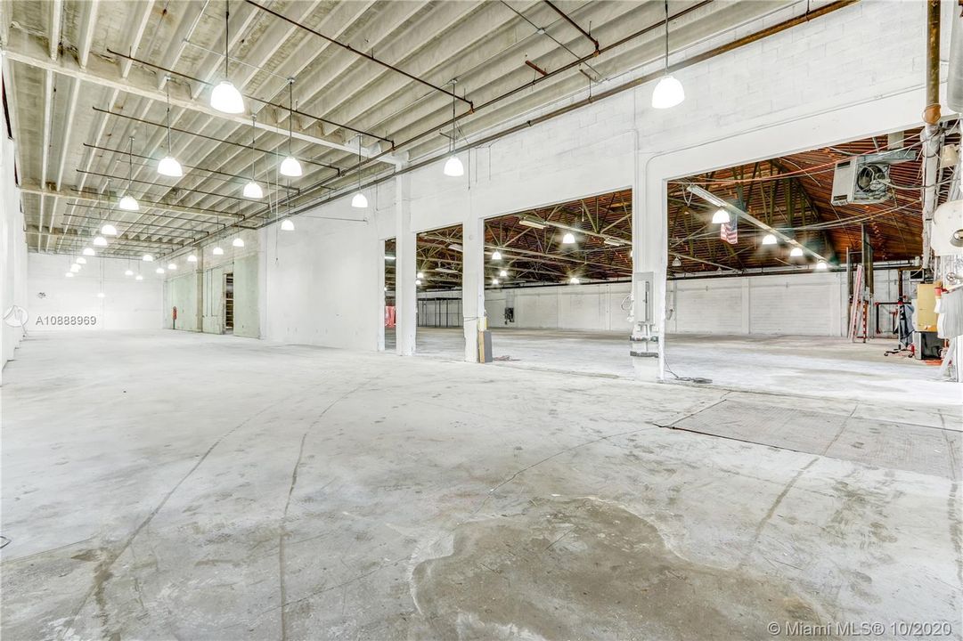 Vendido Recientemente: $3,800,000 (0 camas, 0 baños, 27865 Pies cuadrados)
