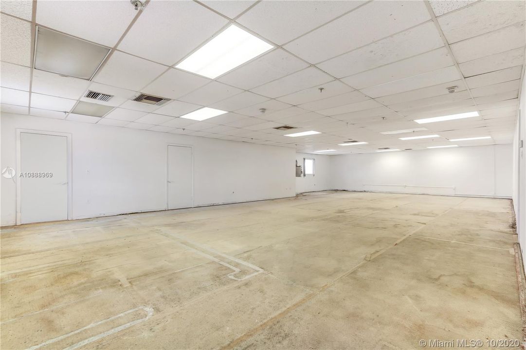 Vendido Recientemente: $3,800,000 (0 camas, 0 baños, 27865 Pies cuadrados)
