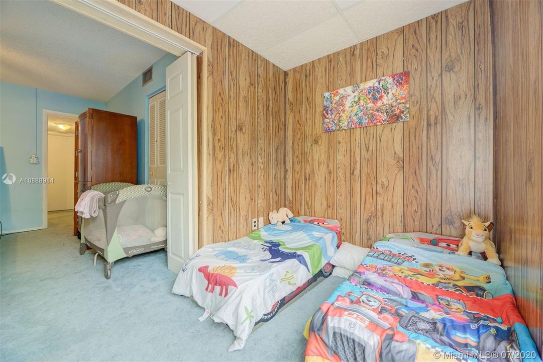 Vendido Recientemente: $159,000 (2 camas, 1 baños, 1210 Pies cuadrados)