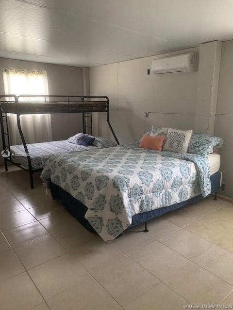 Vendido Recientemente: $180,000 (3 camas, 2 baños, 0 Pies cuadrados)