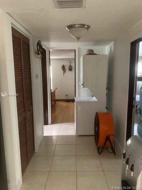 Vendido Recientemente: $180,000 (3 camas, 2 baños, 0 Pies cuadrados)