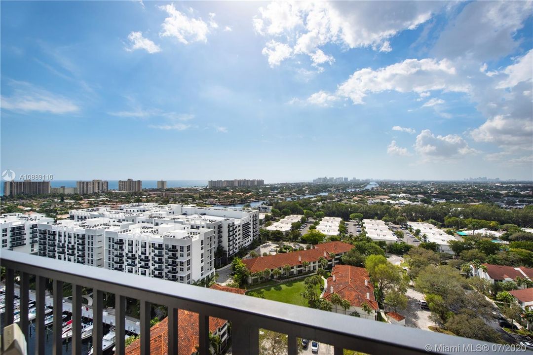 Recently Sold: $254,900 (1 beds, 1 baths, 1023 Square Feet)
