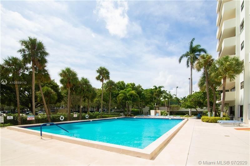 Recently Sold: $254,900 (1 beds, 1 baths, 1023 Square Feet)