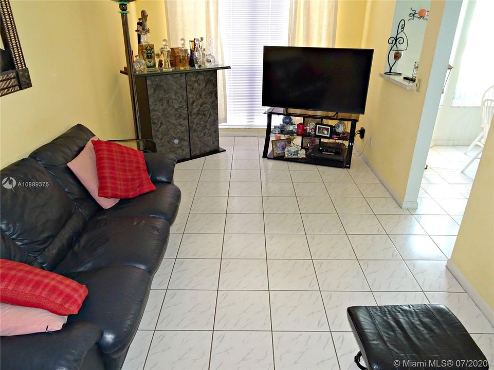 VERSATILE!!!!!!  Family room?  Media room?  4th Bedroom? Game Room?   Office?  This fabulous room gives YOU the choice!  Has a nice closet for clothes or storage too!