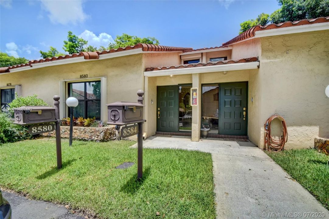 Vendido Recientemente: $234,900 (3 camas, 2 baños, 1320 Pies cuadrados)