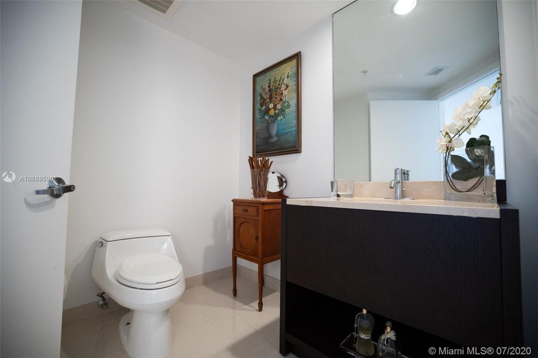 Недавно арендовано: $4,495 (2 спален, 2 ванн, 1499 Квадратных фут)