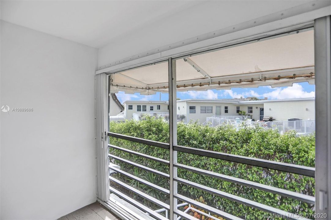 Недавно арендовано: $2,800 (3 спален, 2 ванн, 1618 Квадратных фут)