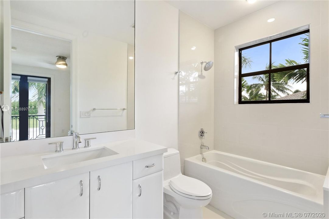 Recently Rented: $7,900 (5 beds, 5 baths, 3715 Square Feet)