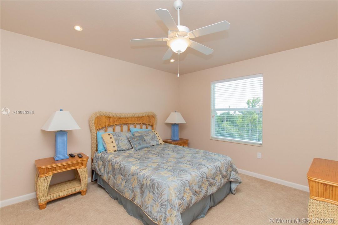 Recently Sold: $1,423,000 (4 beds, 3 baths, 2808 Square Feet)