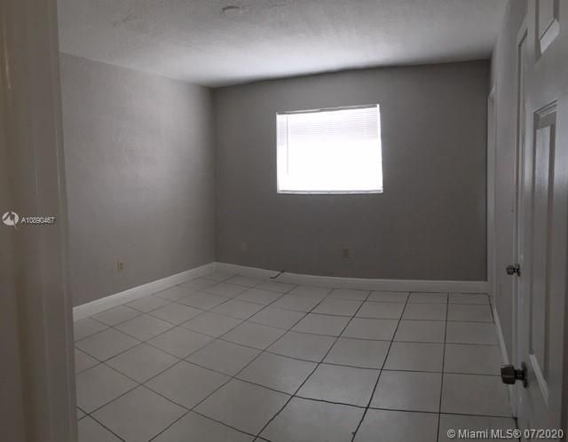 Recientemente alquilado: $1,250 (1 camas, 1 baños, 632 Pies cuadrados)