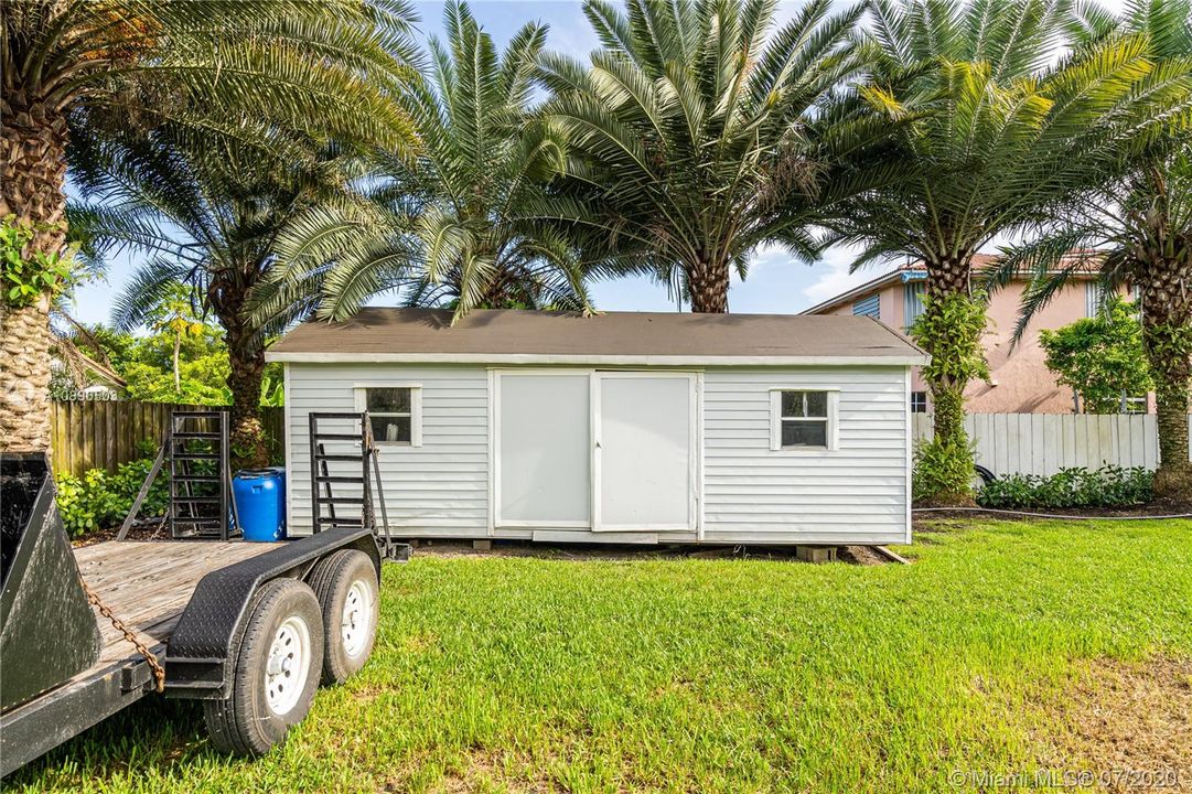 Vendido Recientemente: $599,900 (5 camas, 4 baños, 2612 Pies cuadrados)