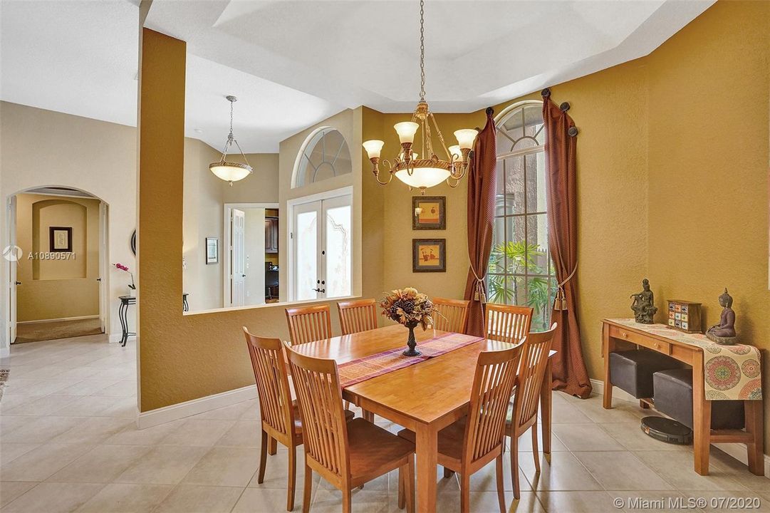 Recently Sold: $674,800 (5 beds, 3 baths, 0 Square Feet)