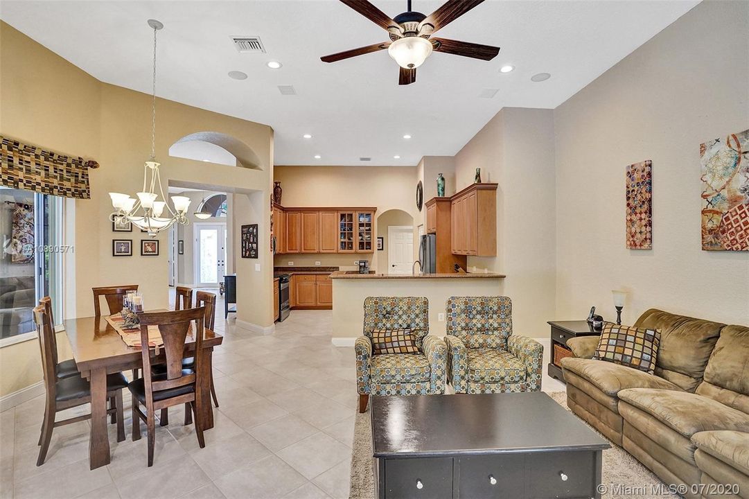 Recently Sold: $674,800 (5 beds, 3 baths, 0 Square Feet)