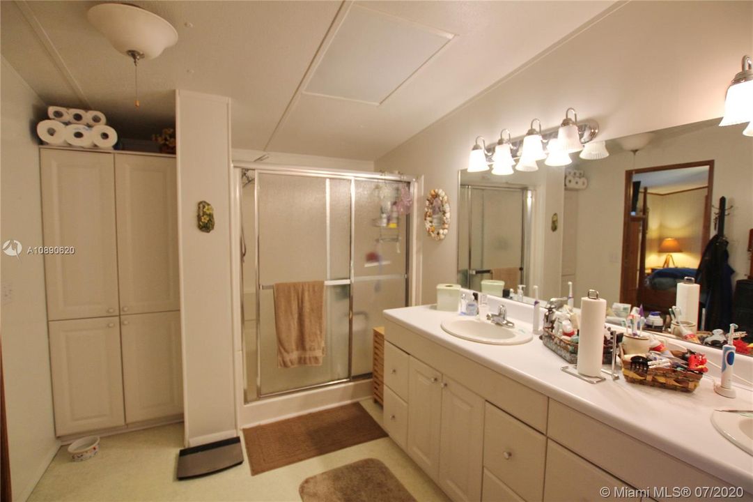 Recently Sold: $164,500 (3 beds, 2 baths, 0 Square Feet)