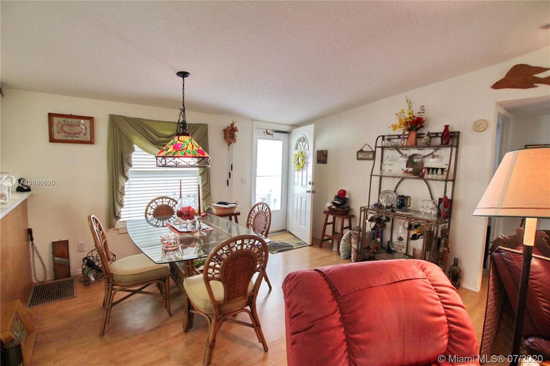 Recently Sold: $164,500 (3 beds, 2 baths, 0 Square Feet)