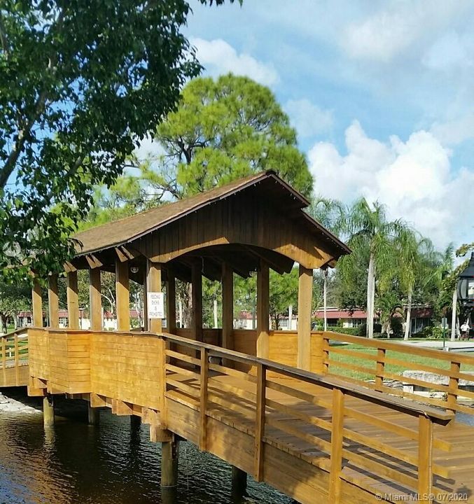 BEAUTIFUL LANDSCAPED 113 ACRES