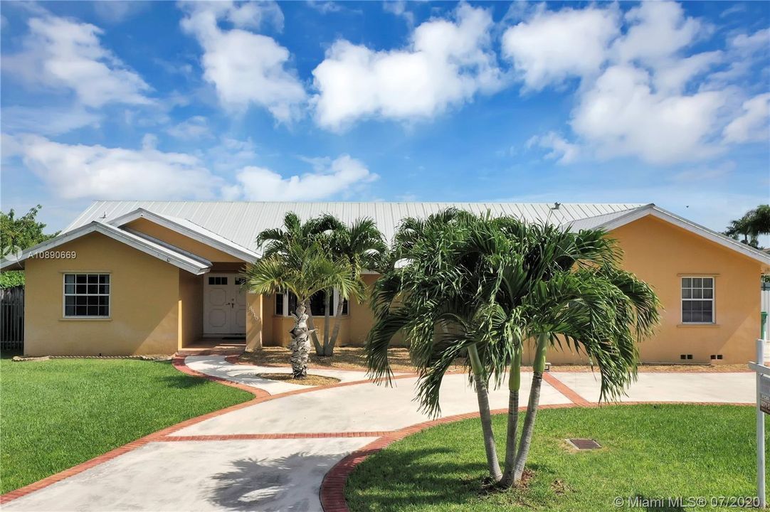 Vendido Recientemente: $400,000 (3 camas, 2 baños, 2154 Pies cuadrados)