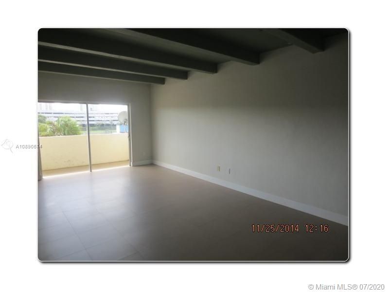 Vendido Recientemente: $138,000 (1 camas, 1 baños, 700 Pies cuadrados)