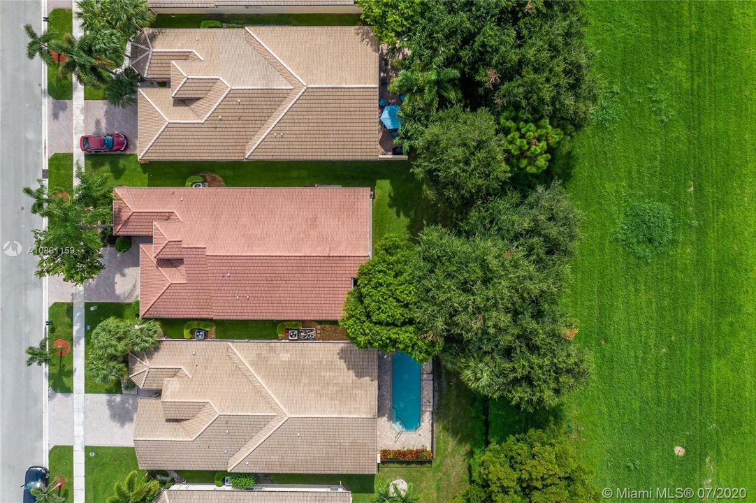 Недавно продано: $469,900 (3 спален, 2 ванн, 2118 Квадратных фут)