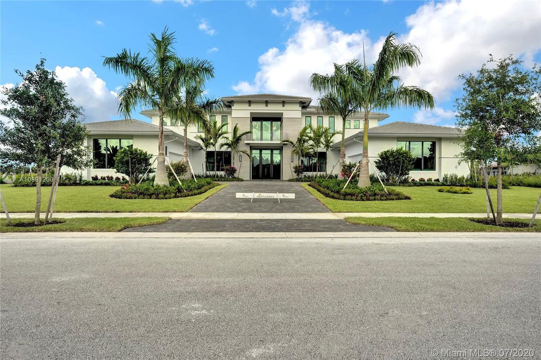 Recently Sold: $3,595,000 (5 beds, 6 baths, 0 Square Feet)