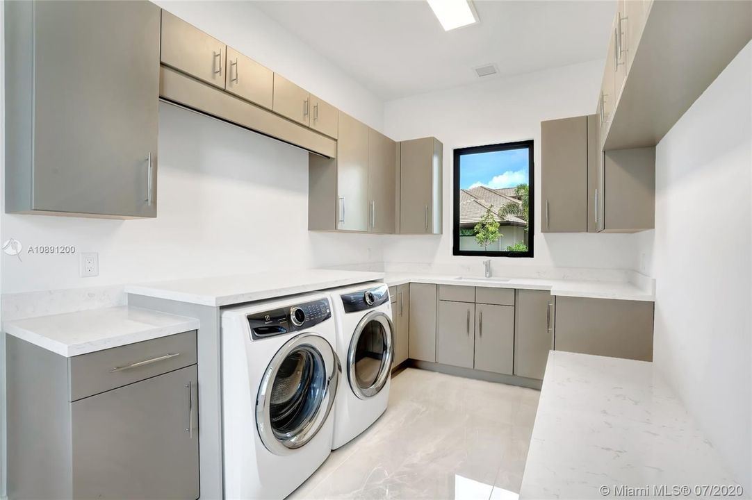 1st level laundry room. Laundry room 2nd level as well.