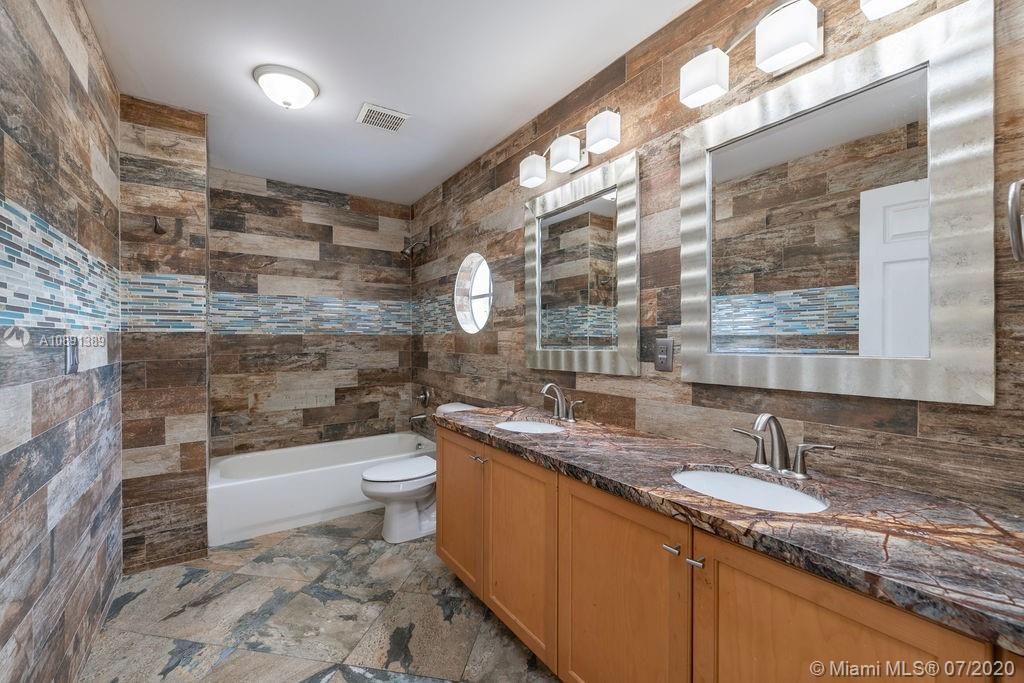 Bathroom #3
