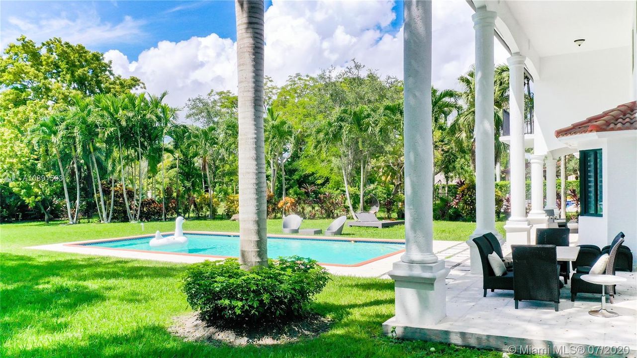 Recientemente alquilado: $9,900 (5 camas, 5 baños, 4696 Pies cuadrados)