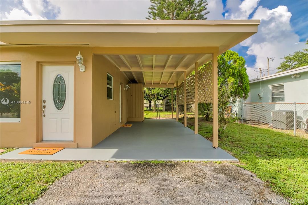 Vendido Recientemente: $239,900 (2 camas, 1 baños, 720 Pies cuadrados)