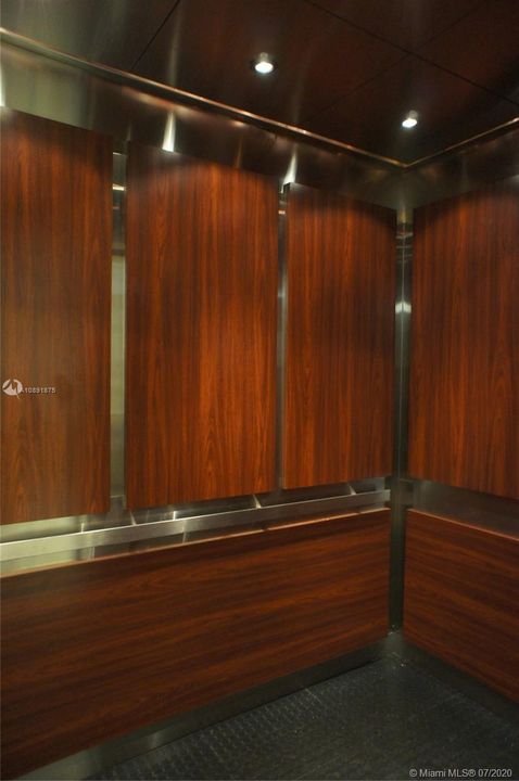 Vendido Recientemente: $120,000 (1 camas, 1 baños, 630 Pies cuadrados)