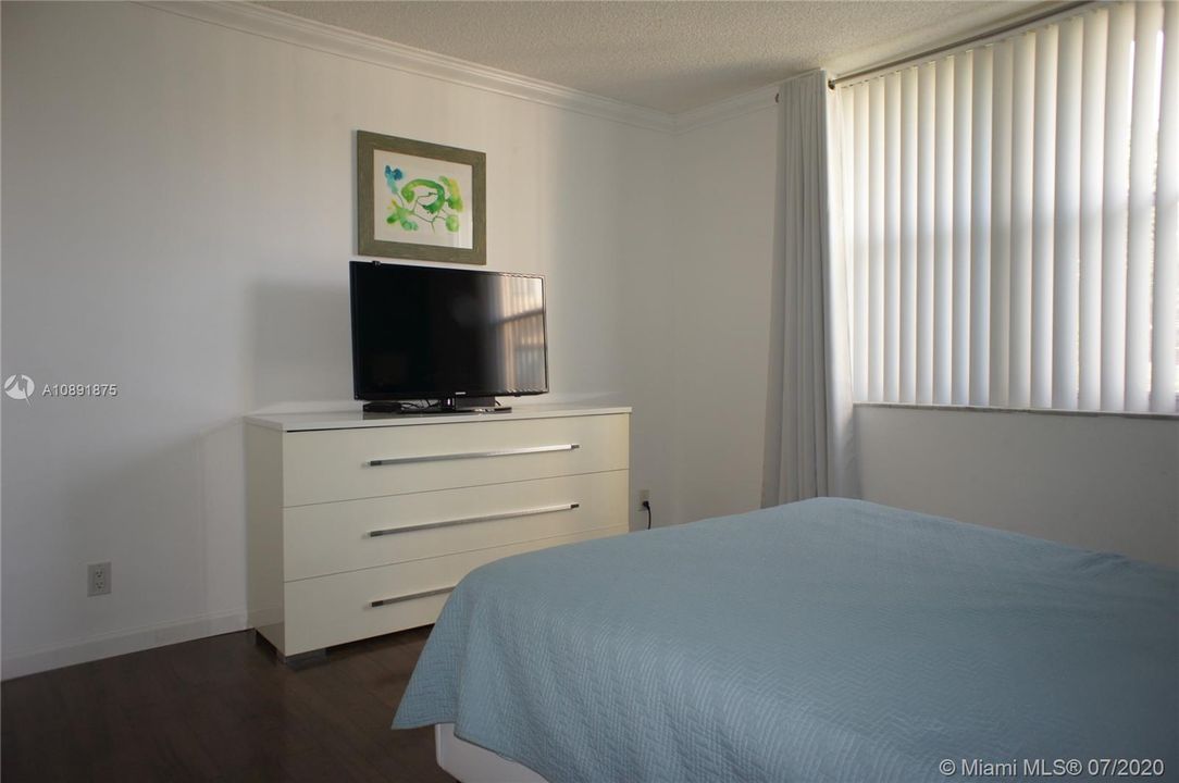 Vendido Recientemente: $120,000 (1 camas, 1 baños, 630 Pies cuadrados)