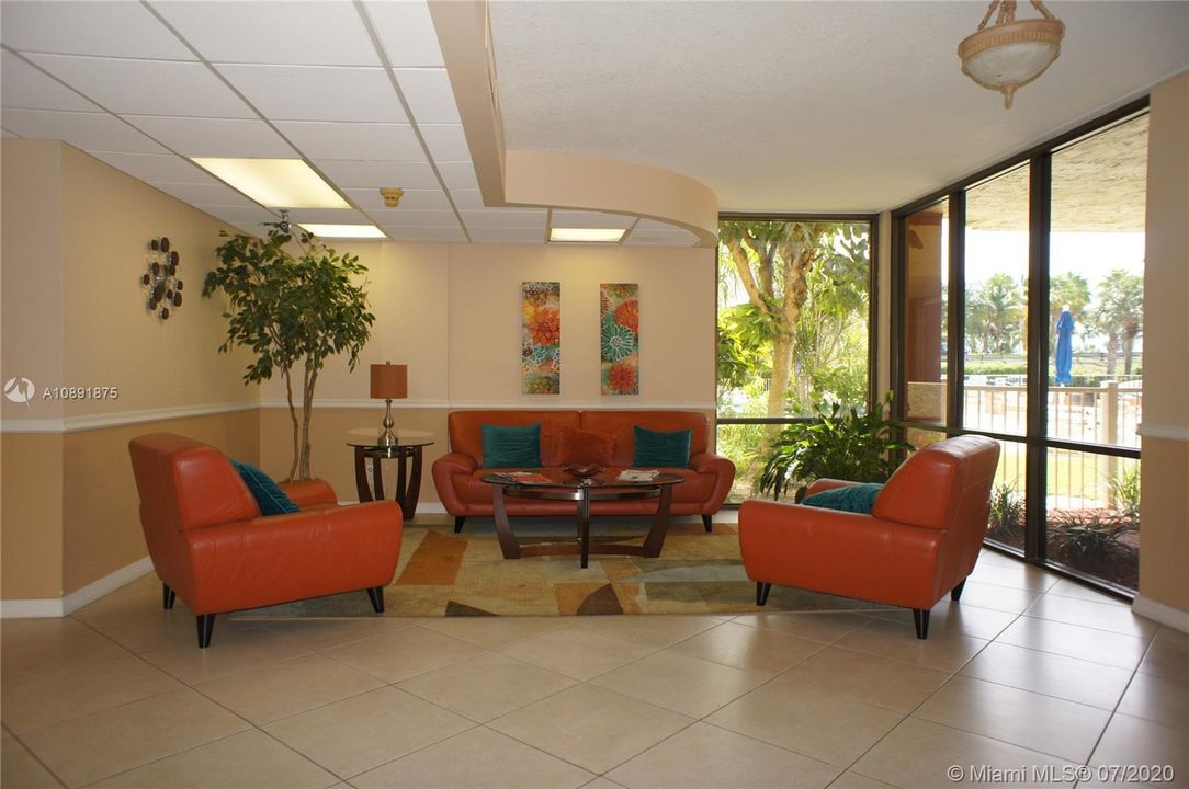 Vendido Recientemente: $120,000 (1 camas, 1 baños, 630 Pies cuadrados)