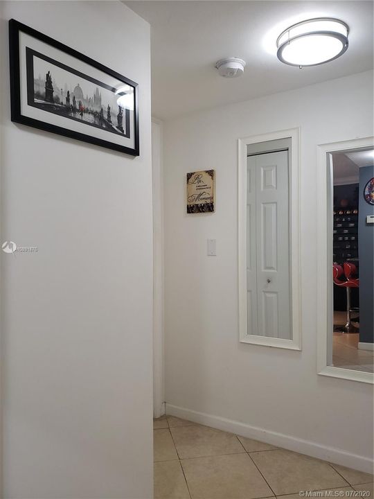 Vendido Recientemente: $120,000 (1 camas, 1 baños, 630 Pies cuadrados)