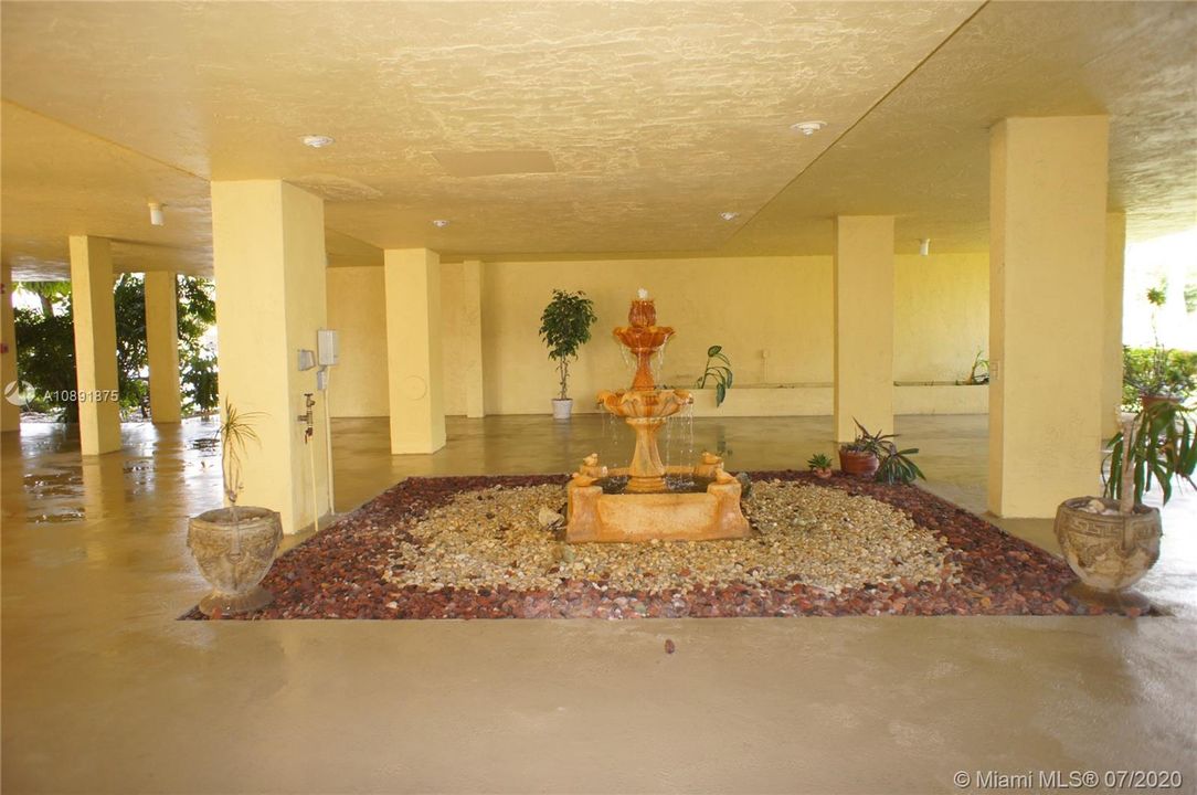 Vendido Recientemente: $120,000 (1 camas, 1 baños, 630 Pies cuadrados)