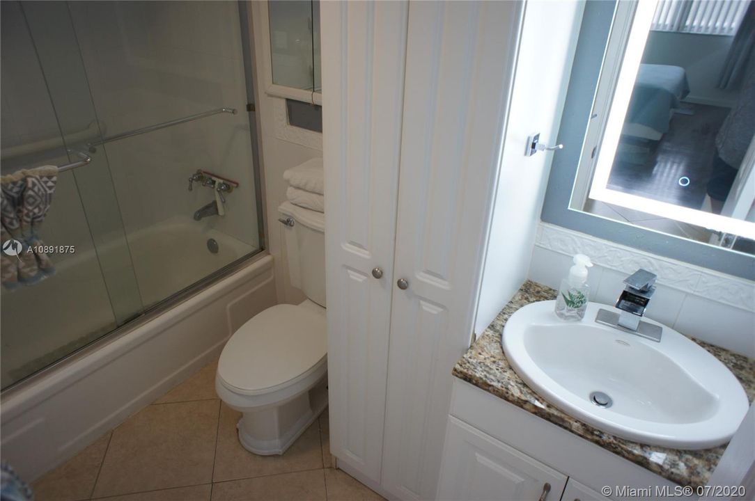 Vendido Recientemente: $120,000 (1 camas, 1 baños, 630 Pies cuadrados)
