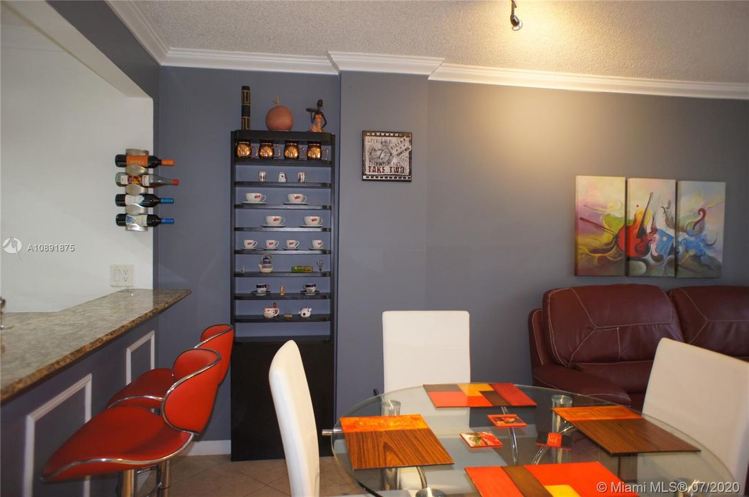 Vendido Recientemente: $120,000 (1 camas, 1 baños, 630 Pies cuadrados)