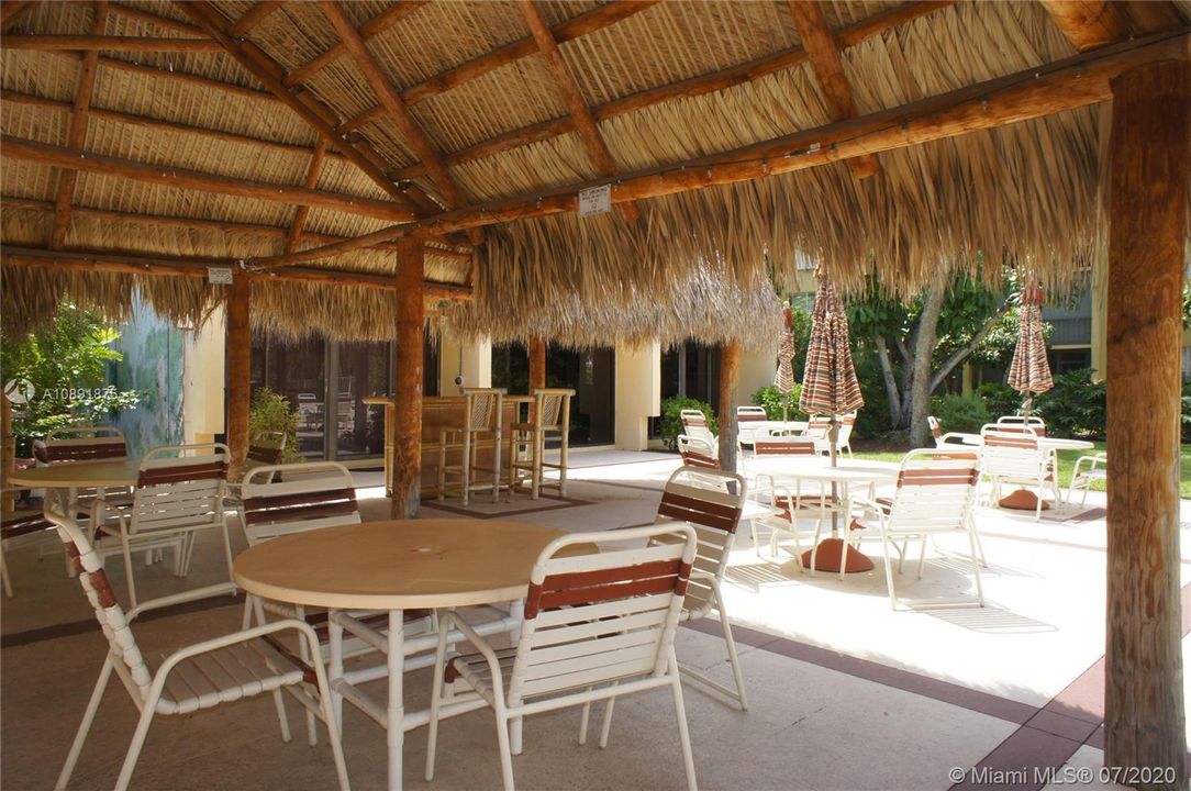 Vendido Recientemente: $120,000 (1 camas, 1 baños, 630 Pies cuadrados)