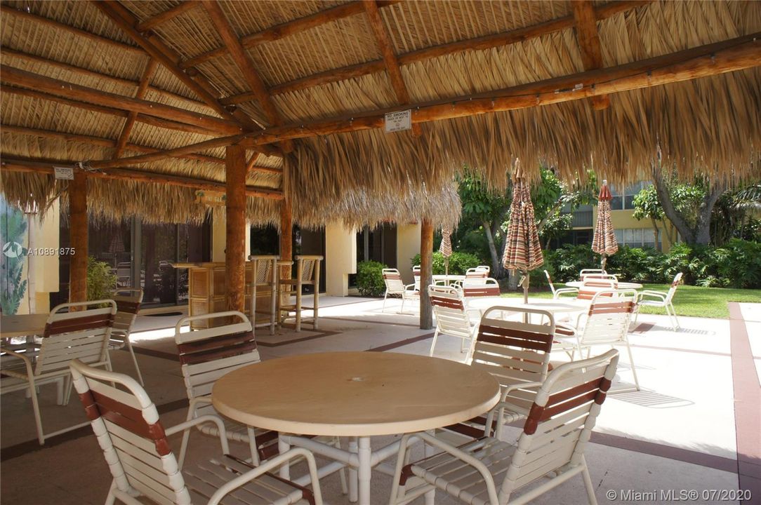 Vendido Recientemente: $120,000 (1 camas, 1 baños, 630 Pies cuadrados)