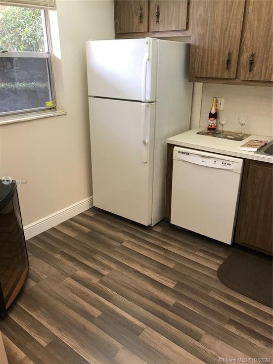 Recently Sold: $57,000 (1 beds, 1 baths, 721 Square Feet)