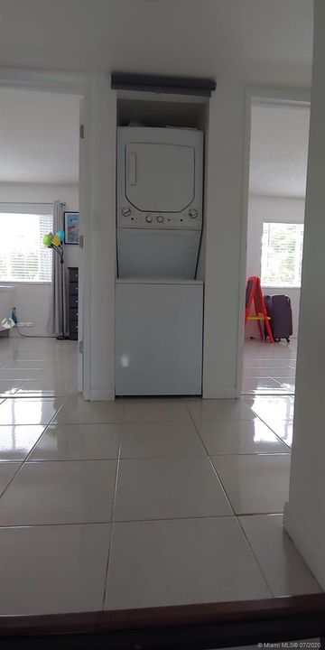 Vendido Recientemente: $265,000 (3 camas, 2 baños, 1360 Pies cuadrados)