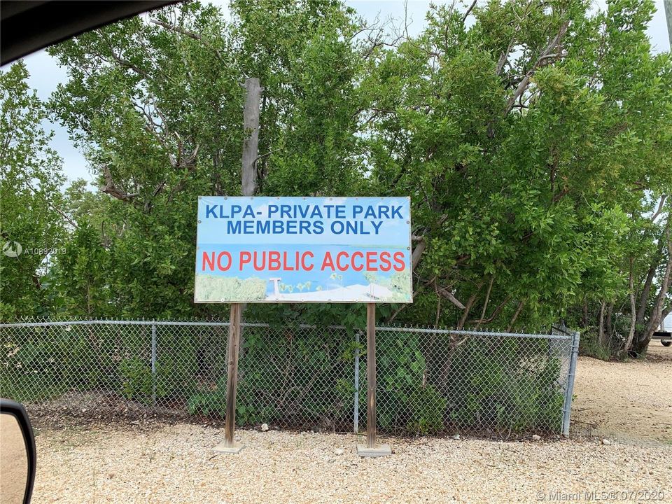 最近售出: $50,000 (0.06 acres)