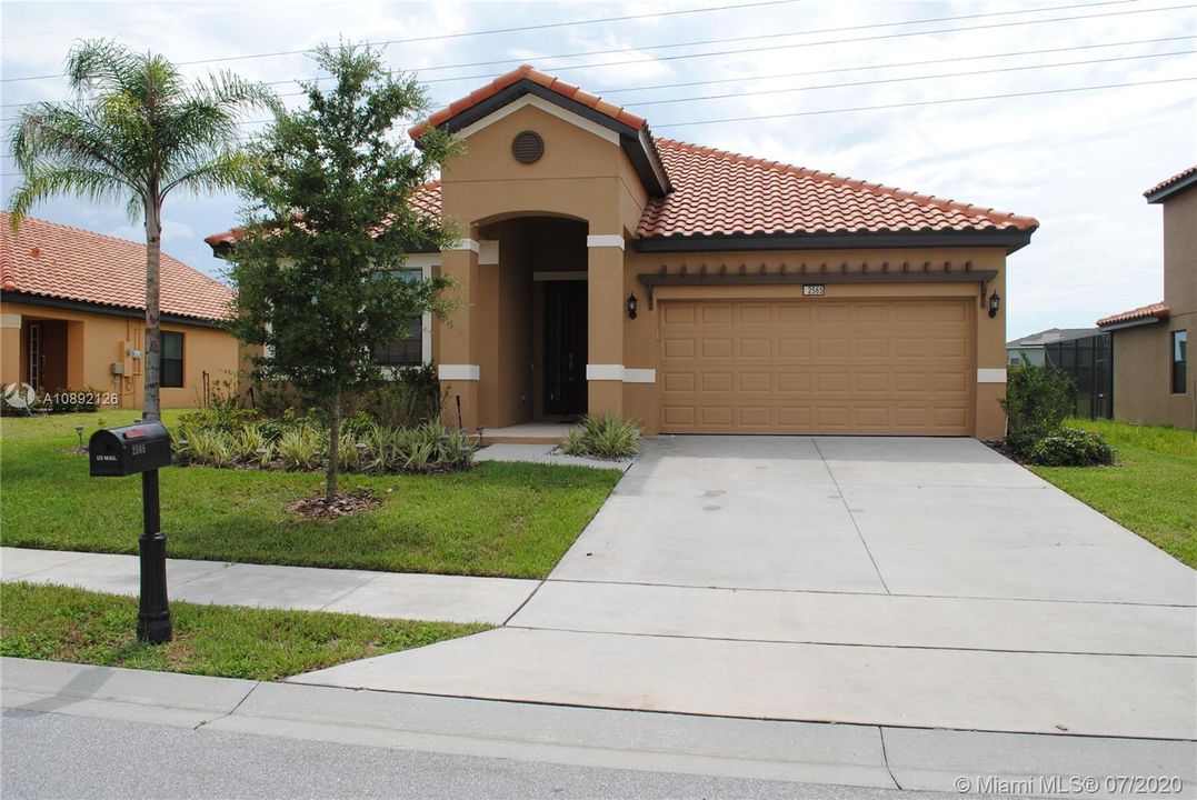 Recently Rented: $1,900 (4 beds, 3 baths, 2629 Square Feet)
