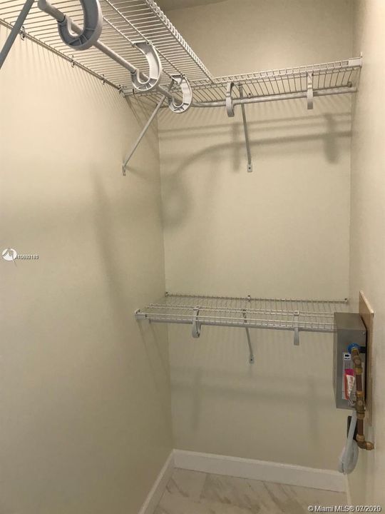 Недавно арендовано: $875 (0 спален, 1 ванн, 2168 Квадратных фут)