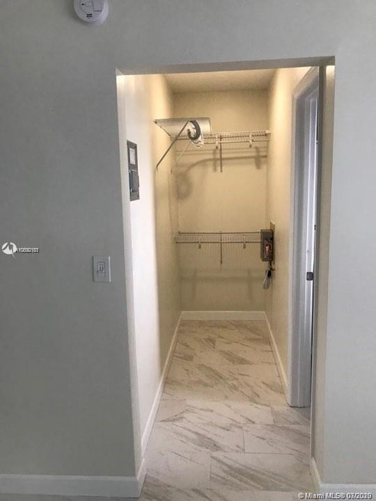 Недавно арендовано: $875 (0 спален, 1 ванн, 2168 Квадратных фут)