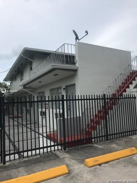 Недавно арендовано: $875 (0 спален, 1 ванн, 2168 Квадратных фут)