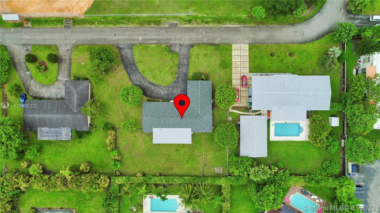 Недавно продано: $595,000 (3 спален, 2 ванн, 2081 Квадратных фут)