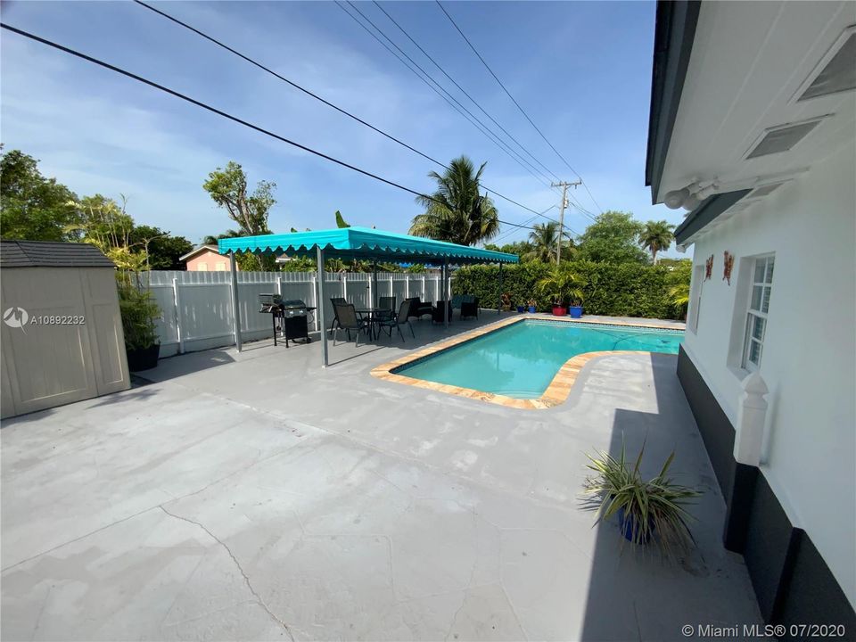 Recently Rented: $2,750 (4 beds, 2 baths, 1332 Square Feet)