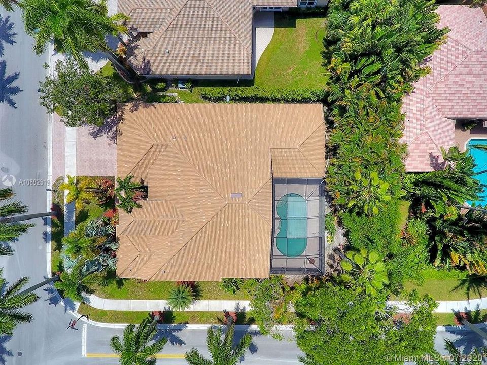 Recently Rented: $4,550 (5 beds, 4 baths, 3437 Square Feet)
