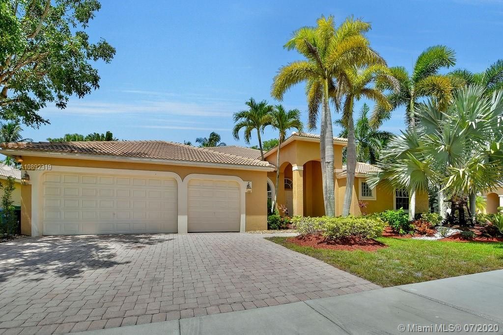 Recently Rented: $4,550 (5 beds, 4 baths, 3437 Square Feet)