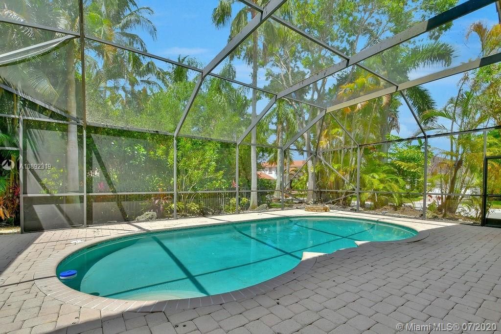 Recently Rented: $4,550 (5 beds, 4 baths, 3437 Square Feet)