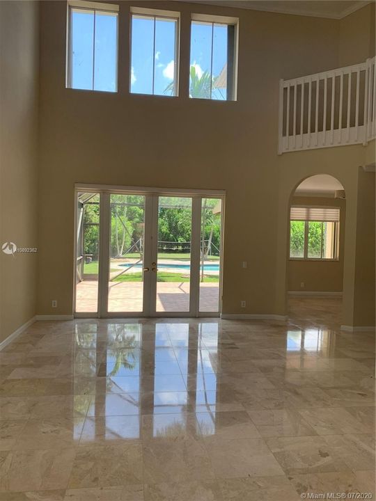 Recently Rented: $4,100 (5 beds, 3 baths, 2378 Square Feet)